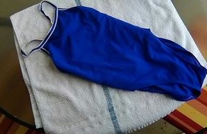 TYR 30 bathing suit